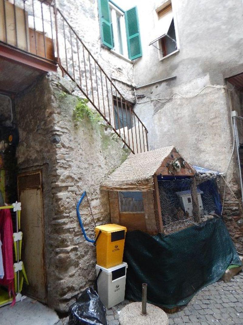 immobile negozio all'asta in Via della Libertà, 19 Colonna (RM) - 5