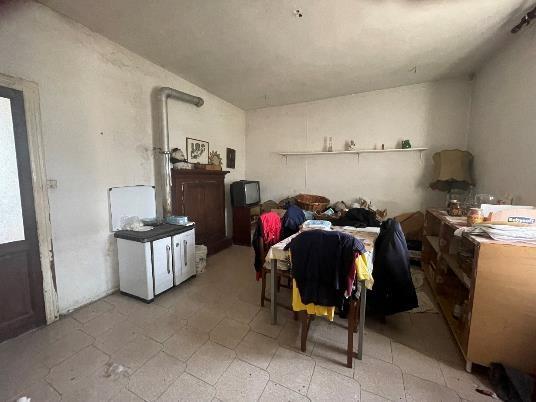 immobile appartamento all'asta in Frazione Sacchina-Cascina Bossola (indicato a catasto locality Bozzole, via Morini 5) - 27042 Robecco Pavese (PV) - 4