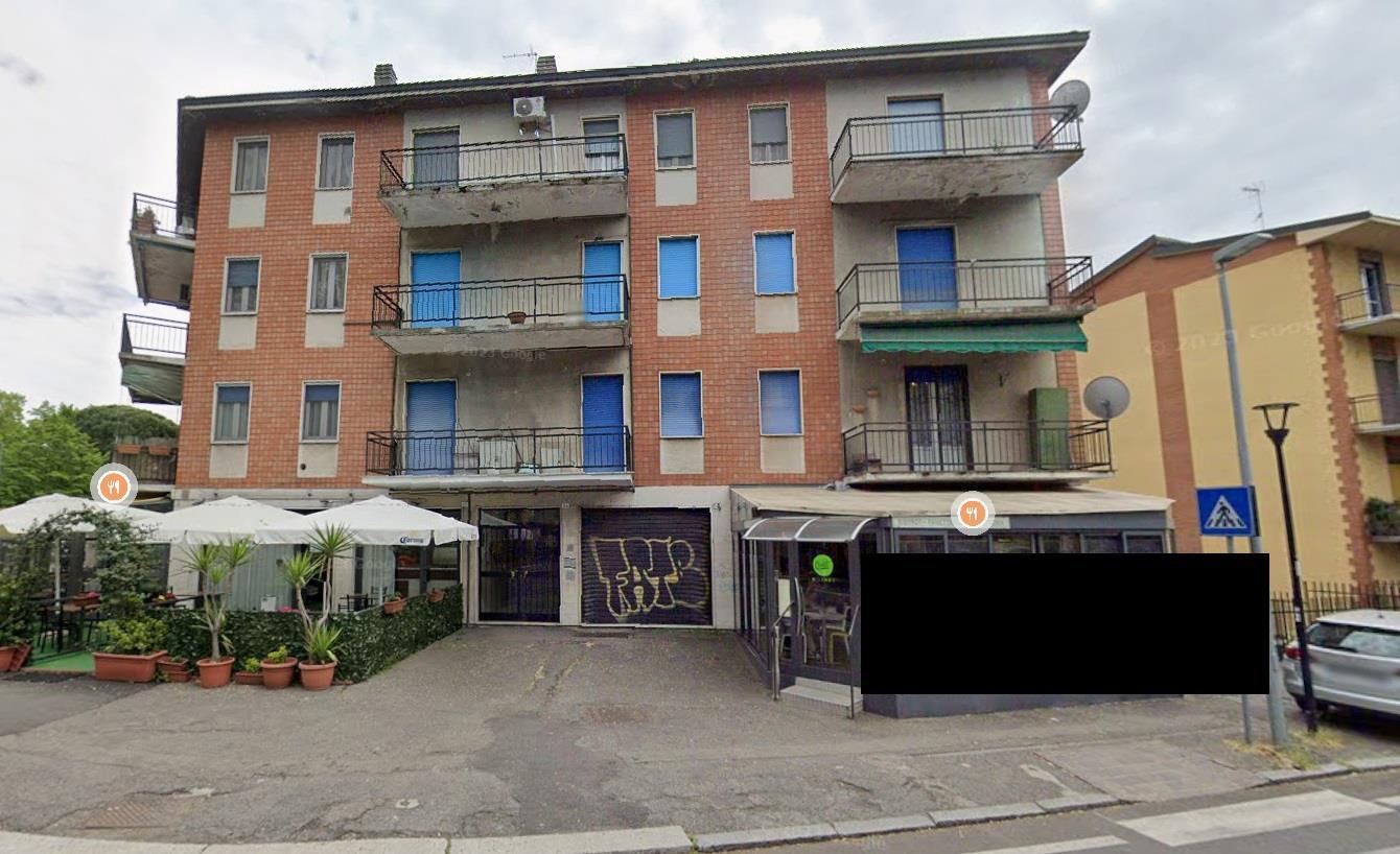 immobile attivita commerciale all'asta in Via Golgi Camillo 24 - 27100 Pavia (PV) - 3