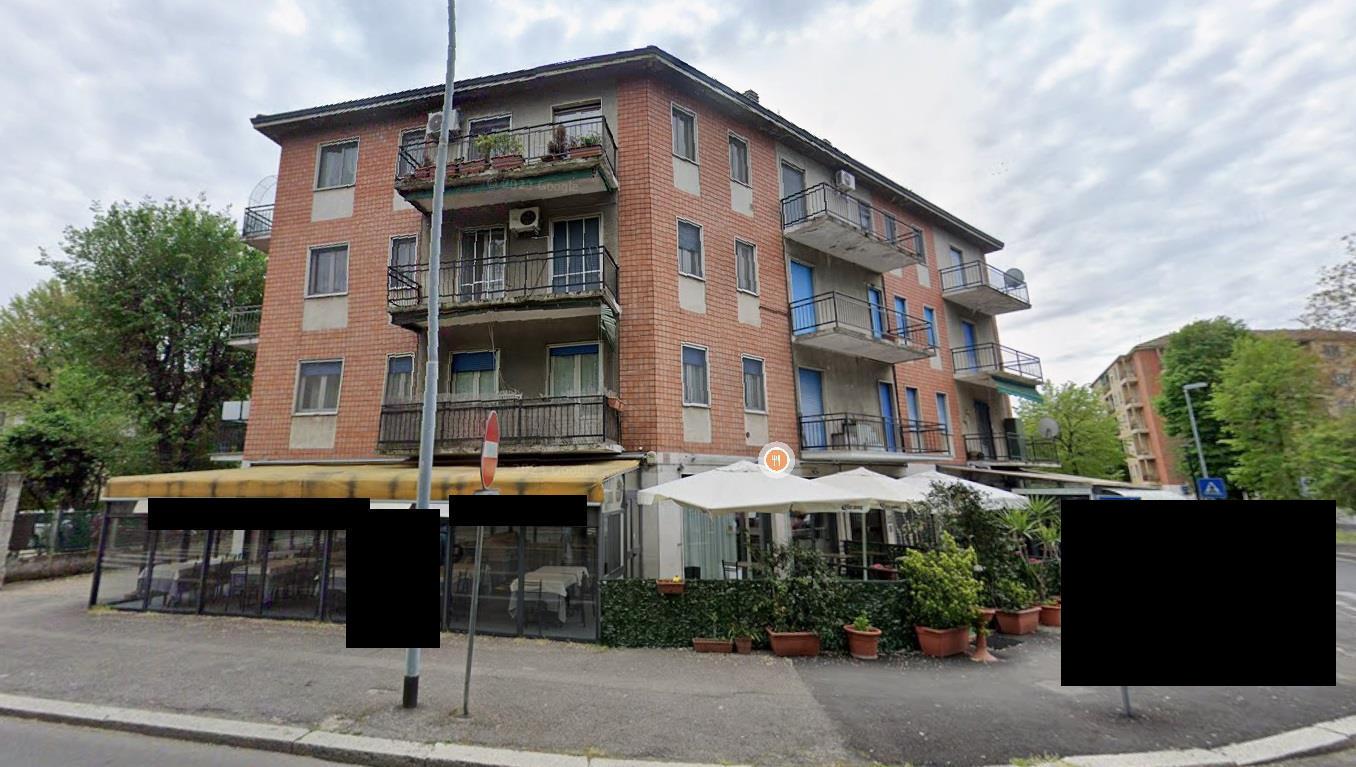 immobile attivita commerciale all'asta in Via Golgi Camillo 24 - 27100 Pavia (PV) - 4