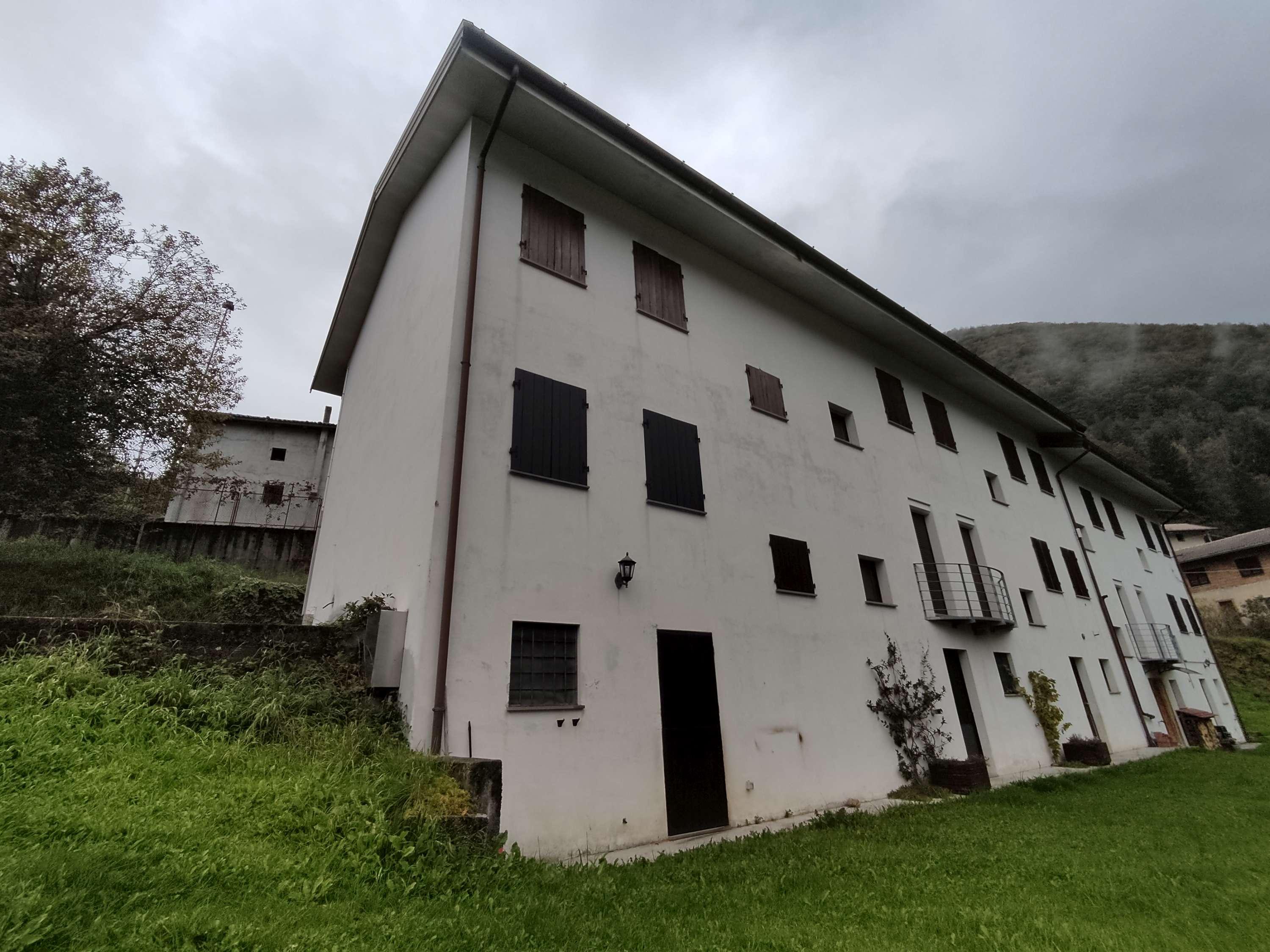 immobile villa all'asta in Via Vinaio, 66 - 33029 Lauco (UD) - 1