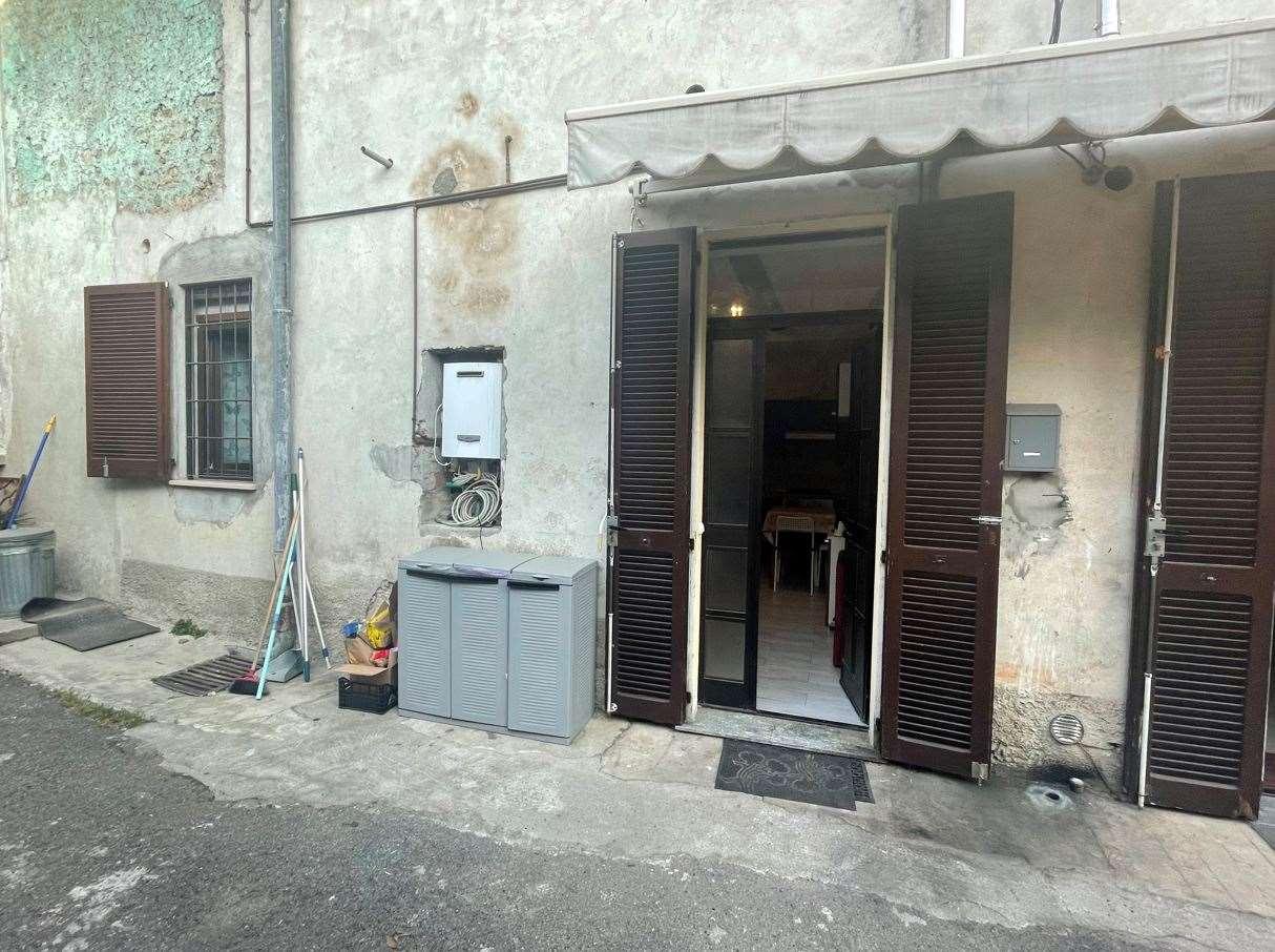 immobile appartamento all'asta in Via Vittorio Emanuele II , 19 - 20865 Usmate Velate (MB) - 5