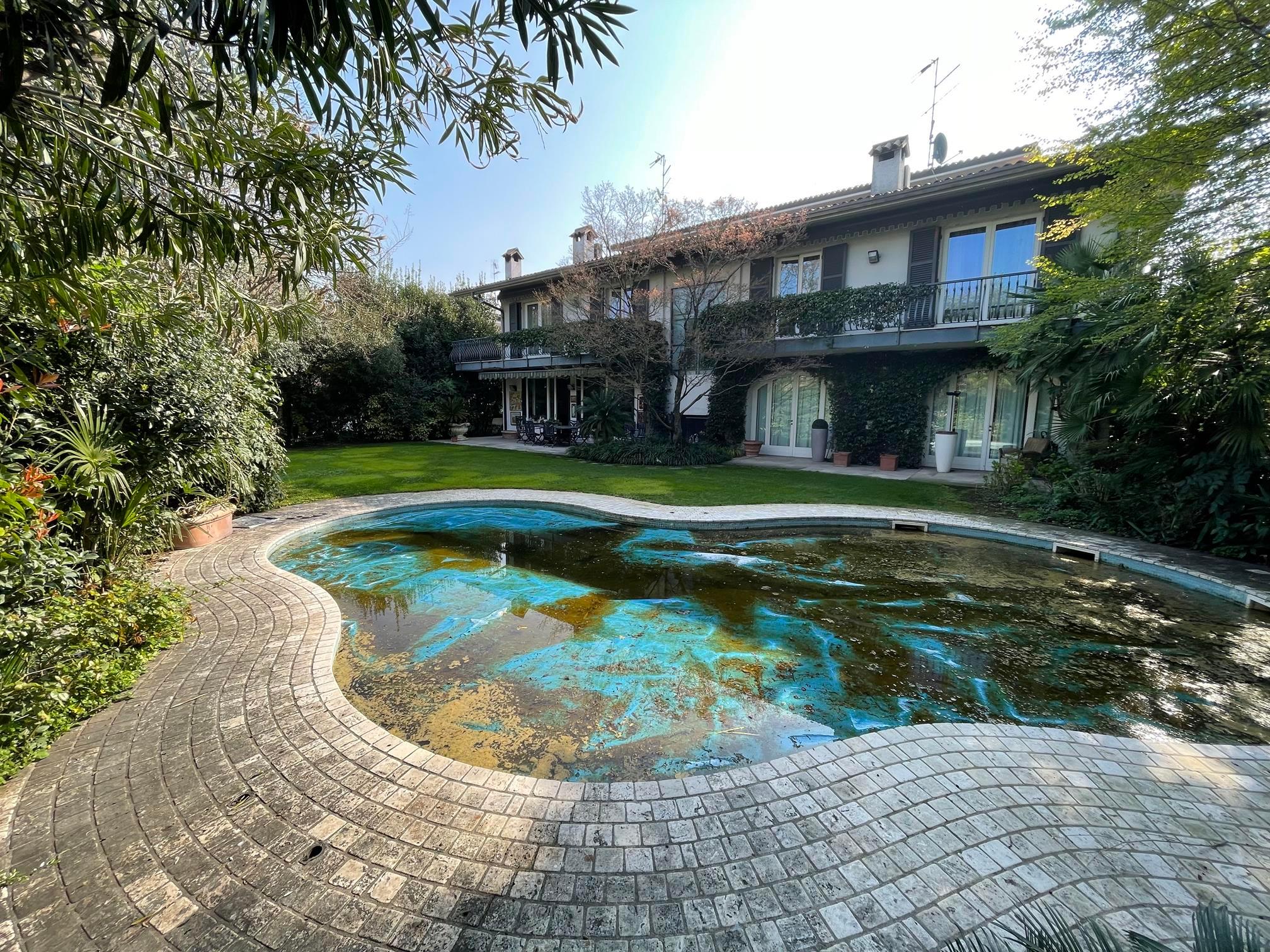 immobile casa singola all'asta in Via Leopardi 23/25 - Loc Sandrà Castelnuovo del Garda (VR) - 1