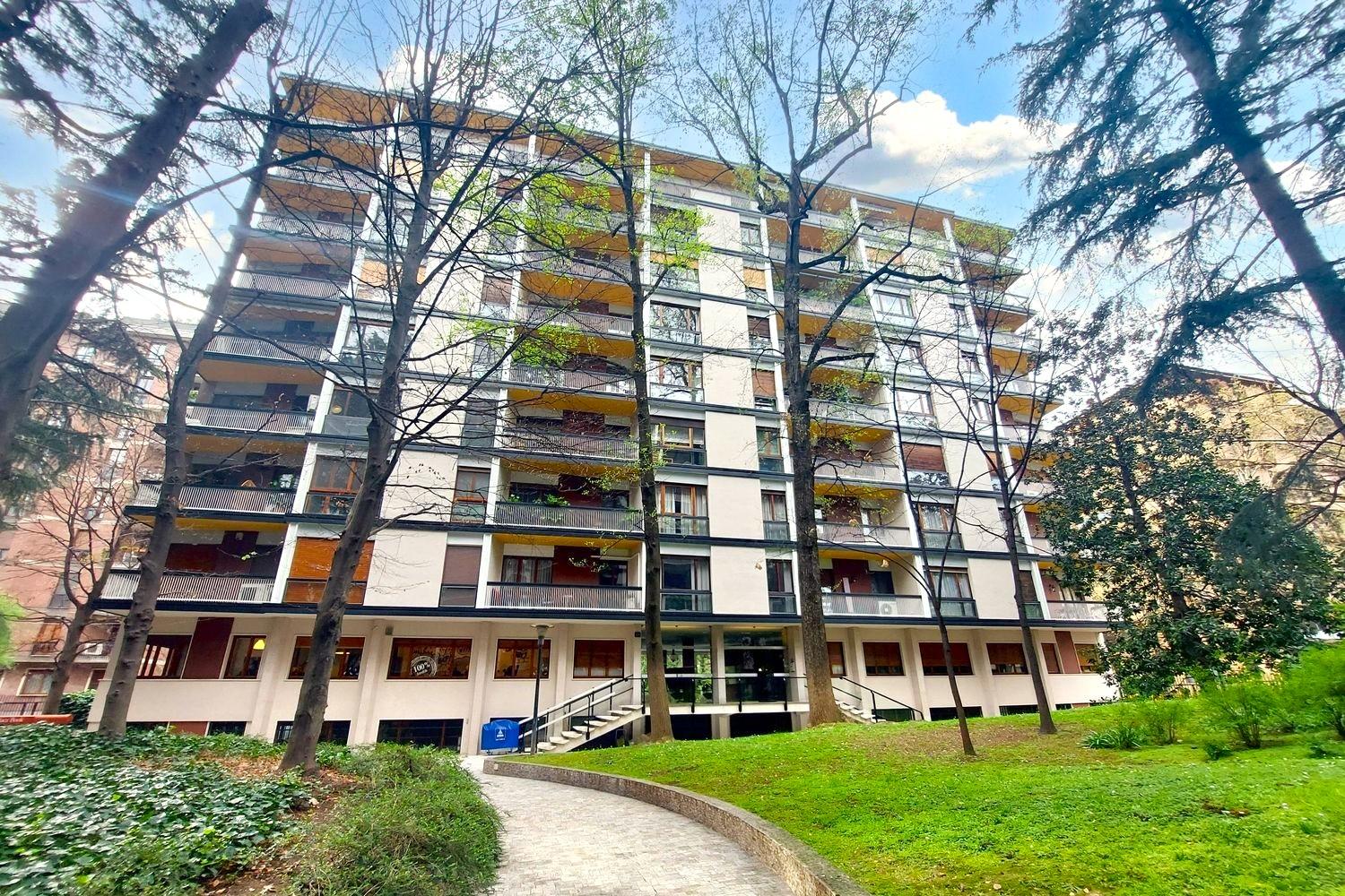 immobile ufficio all'asta in via giuseppe frua, n 11 - 20121 Milano (MI) - 4
