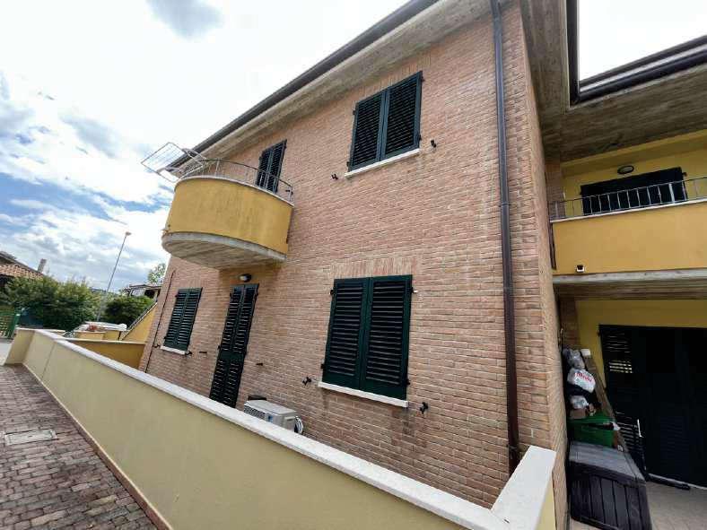 immobile appartamento all'asta in Localita' Castelvecchio - Vi Martiri delle Foibe 28 - 61040 Monte Porzio (PU) - 3
