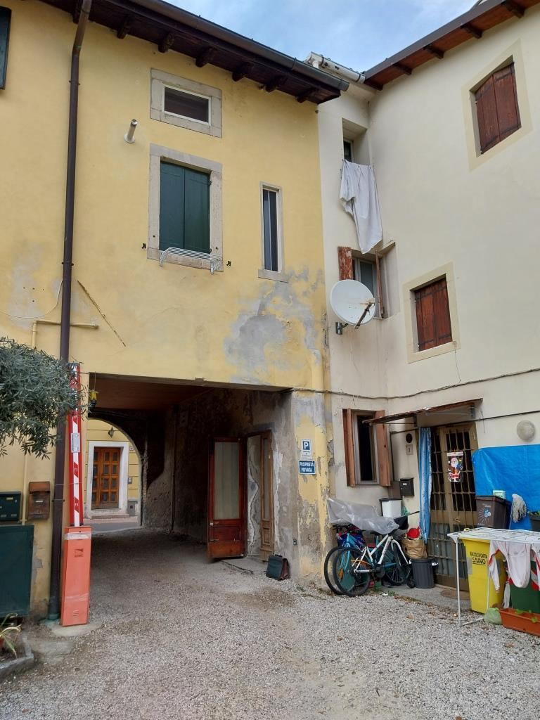 immobile appartamento all'asta in Via Lorenzo Da Ponte n 69 - 31029 Vittorio Veneto (TV) - 1