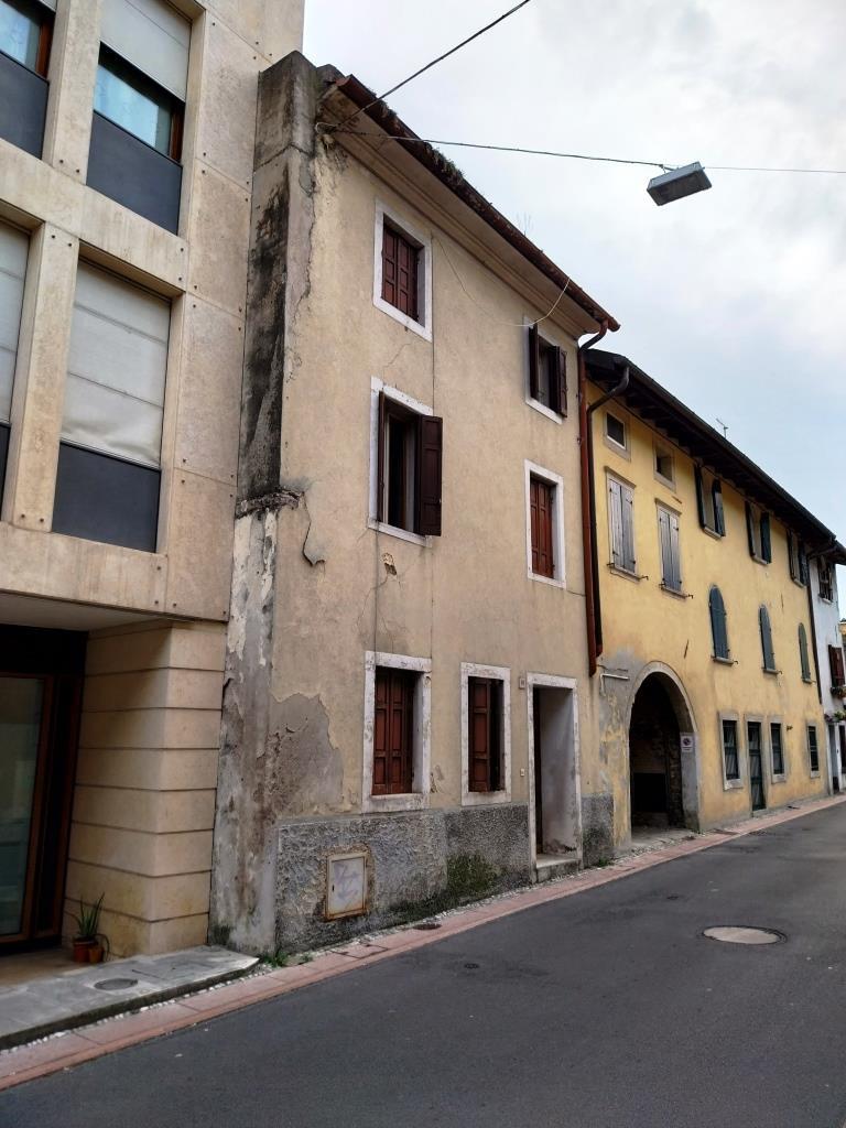 immobile appartamento all'asta in Via Lorenzo Da Ponte n 69 - 31029 Vittorio Veneto (TV) - 2