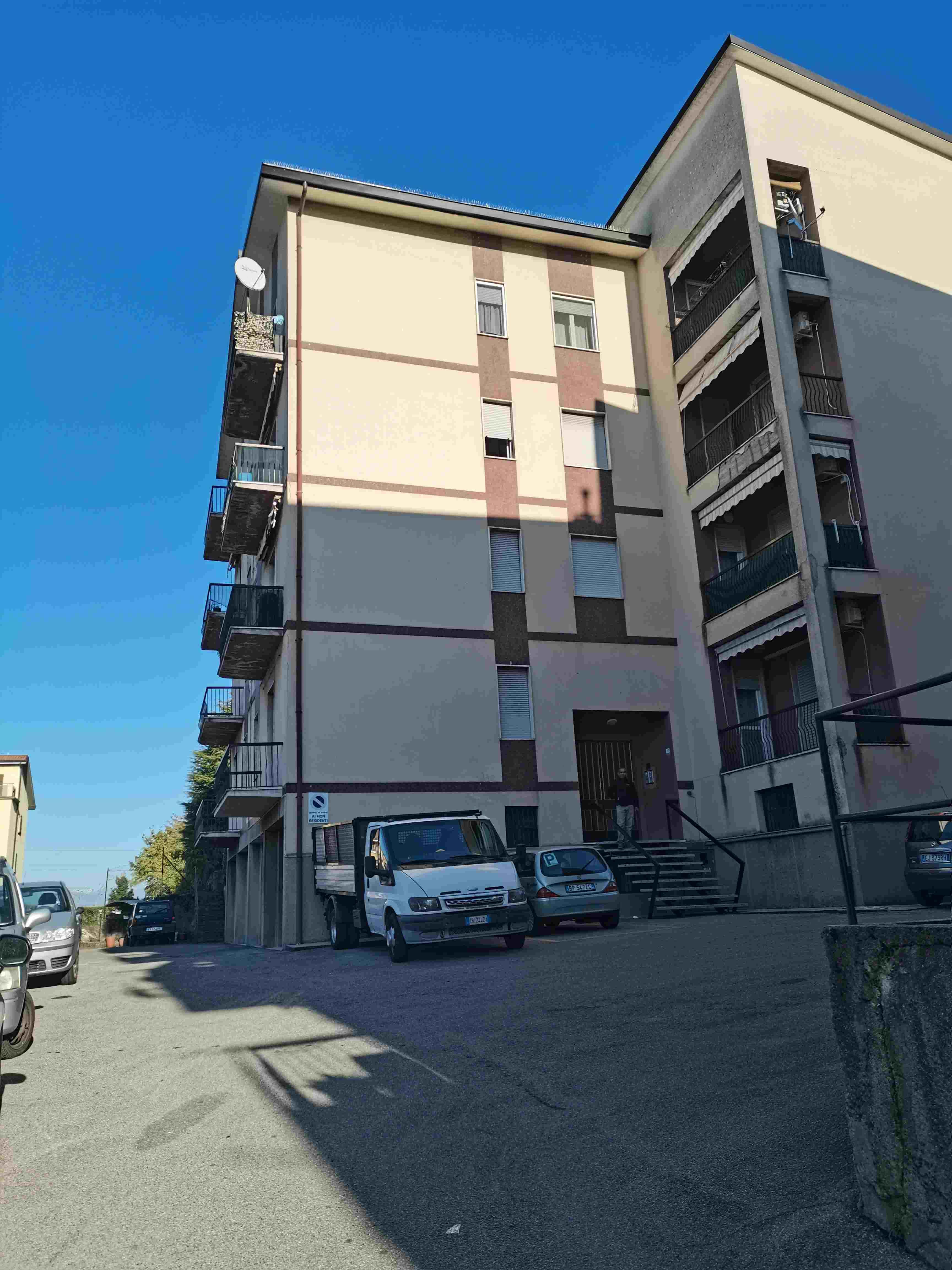 immobile appartamento all'asta in Via Fornace n 10 - 20872 Cornate d'Adda (MB) - 1