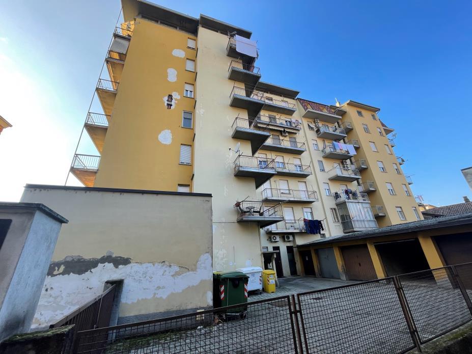immobile appartamento all'asta in Piazza Dante Alighieri 15 - 27045 Casteggio (PV) - 4