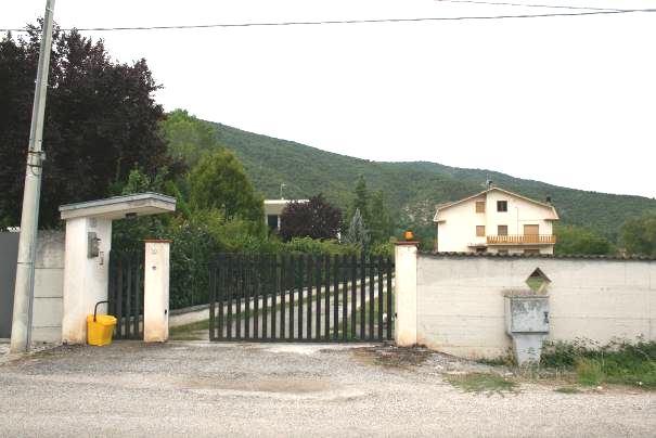 immobile APPARTAMENTO ALL'ASTA IN LOCALITA' CASE ALBANESE, ALLA VIA DELLE CAMPO N 8 (EX VIA ALBANESE N 10) - 67034 PETTORANO SUL GIZIO (AQ) - 1
