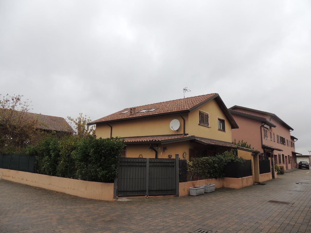 immobile appartamento all'asta in Via Castellazzo Depretis 4 - 27040 Pinarolo Po (PV) - 2