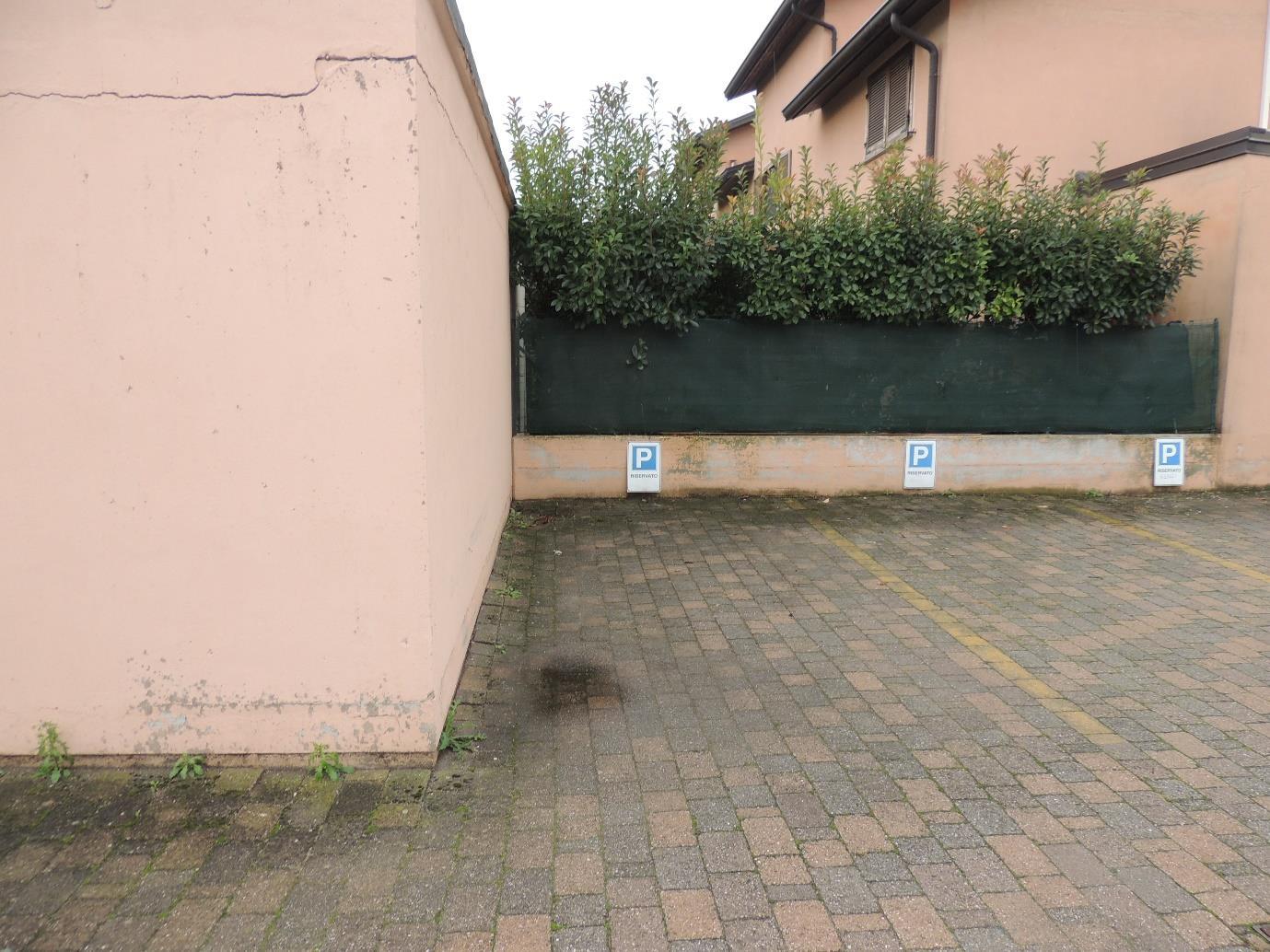 immobile posto auto all'asta in Via Castellazzo Depretis 4 - 27040 Pinarolo Po (PV) - 3