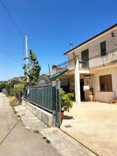 immobile villa all'asta in Contrada San Giovanni Li Greci Sn12 n12/E - 90012 Caccamo (PA) - 2