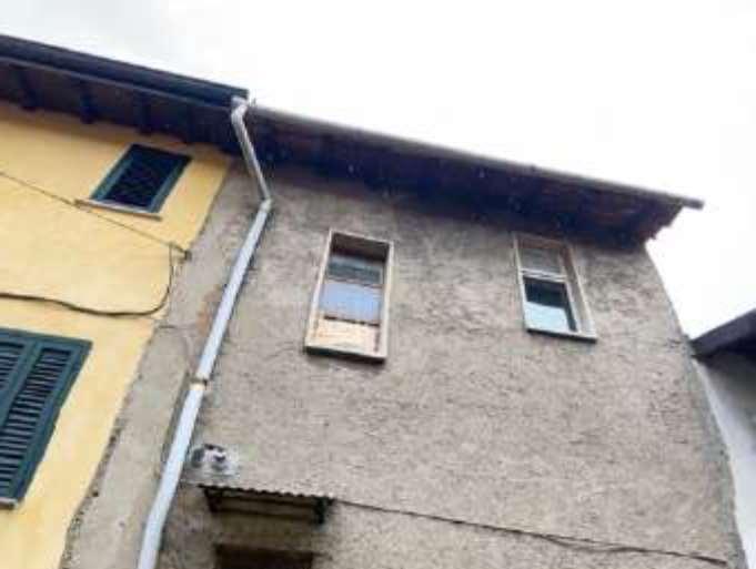 immobile appartamento all'asta in Via Guglielmo Marconi 16 - 21050 Lonate Ceppino (VA) - 3