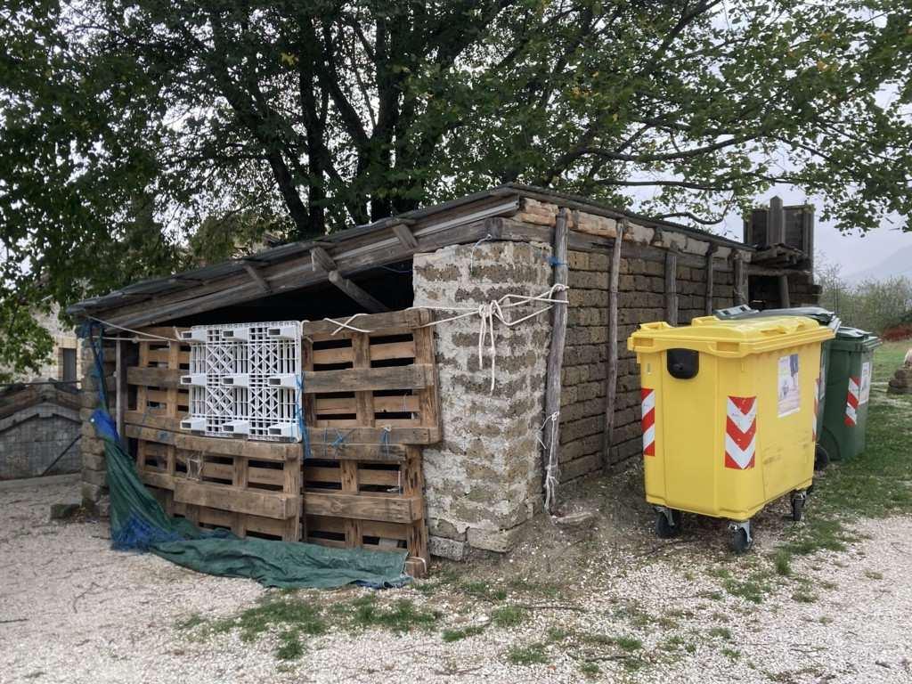 immobile terreno all'asta in Localita' Collina snc - 63048 Montemonaco (AP) - 3