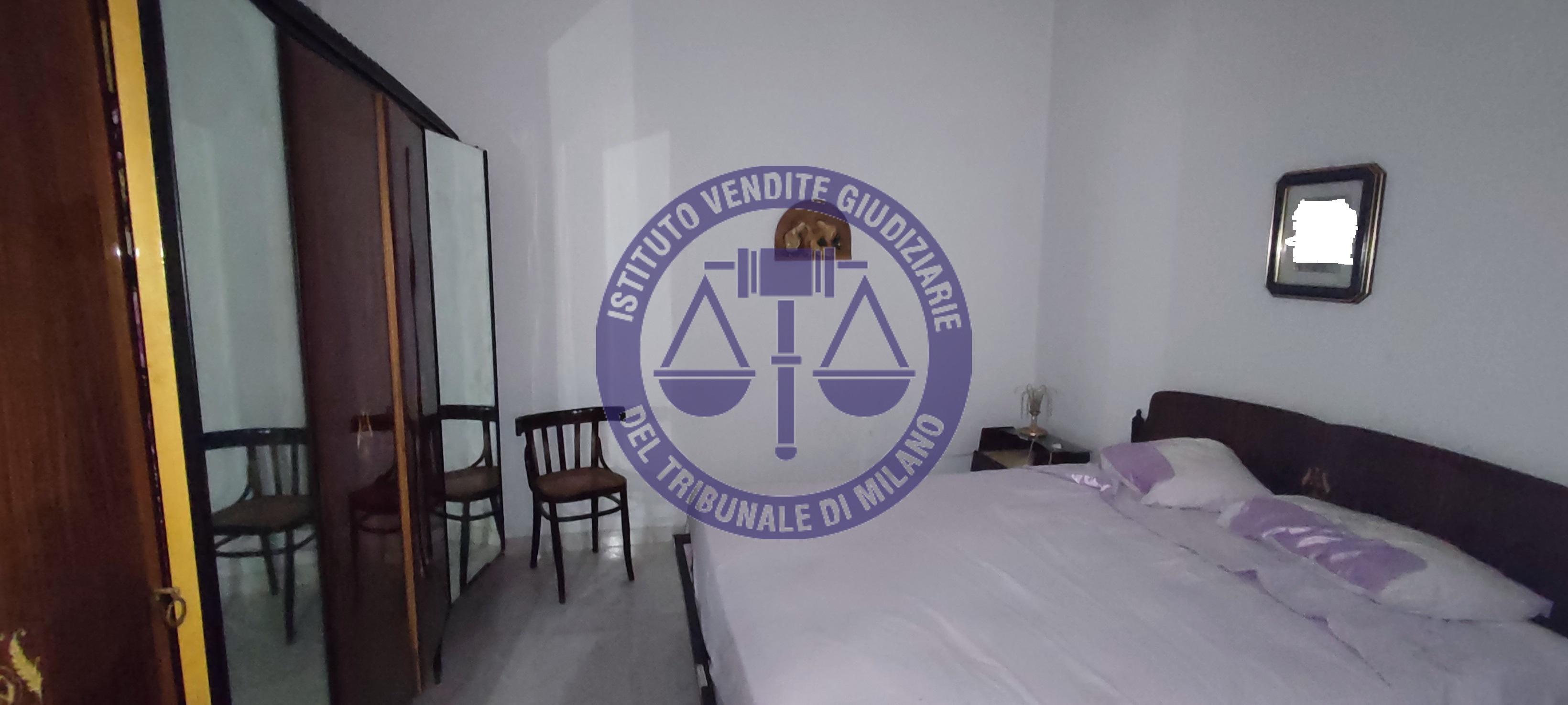 immobile appartamento all'asta in Via S Agostino 4 e 8 - 76125 Trani (BT) - 4