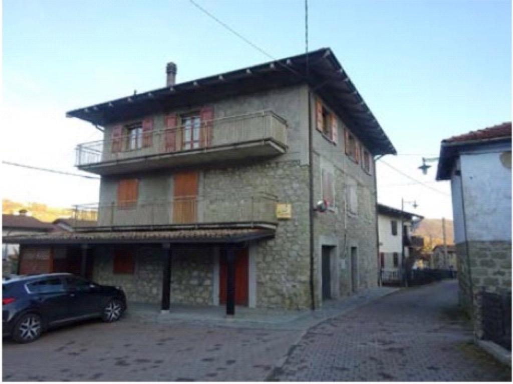 immobile appartamento all'asta in Via Talada, 35/A - 42032 Ventasso (RE) - 1
