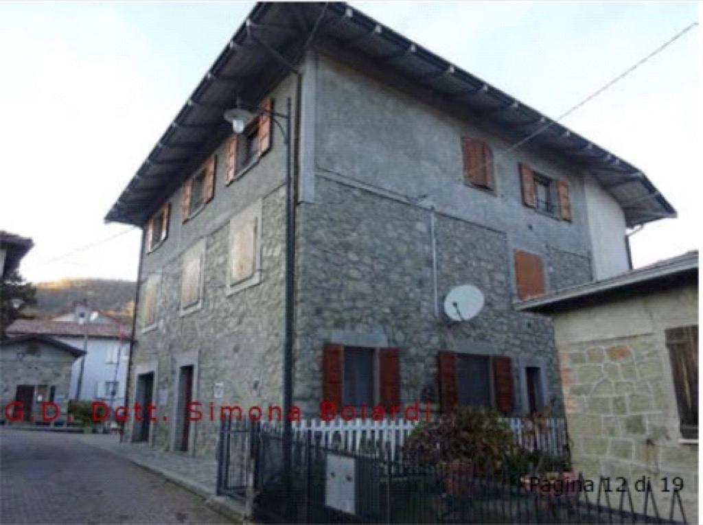immobile appartamento all'asta in Via Talada, 35/A - 42032 Ventasso (RE) - 2