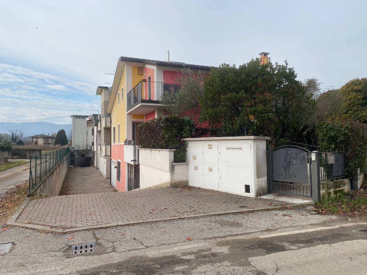 immobile appartamento all'asta in Via Monte Grappa 1/B - 36035 Marano Vicentino (VI) - 3