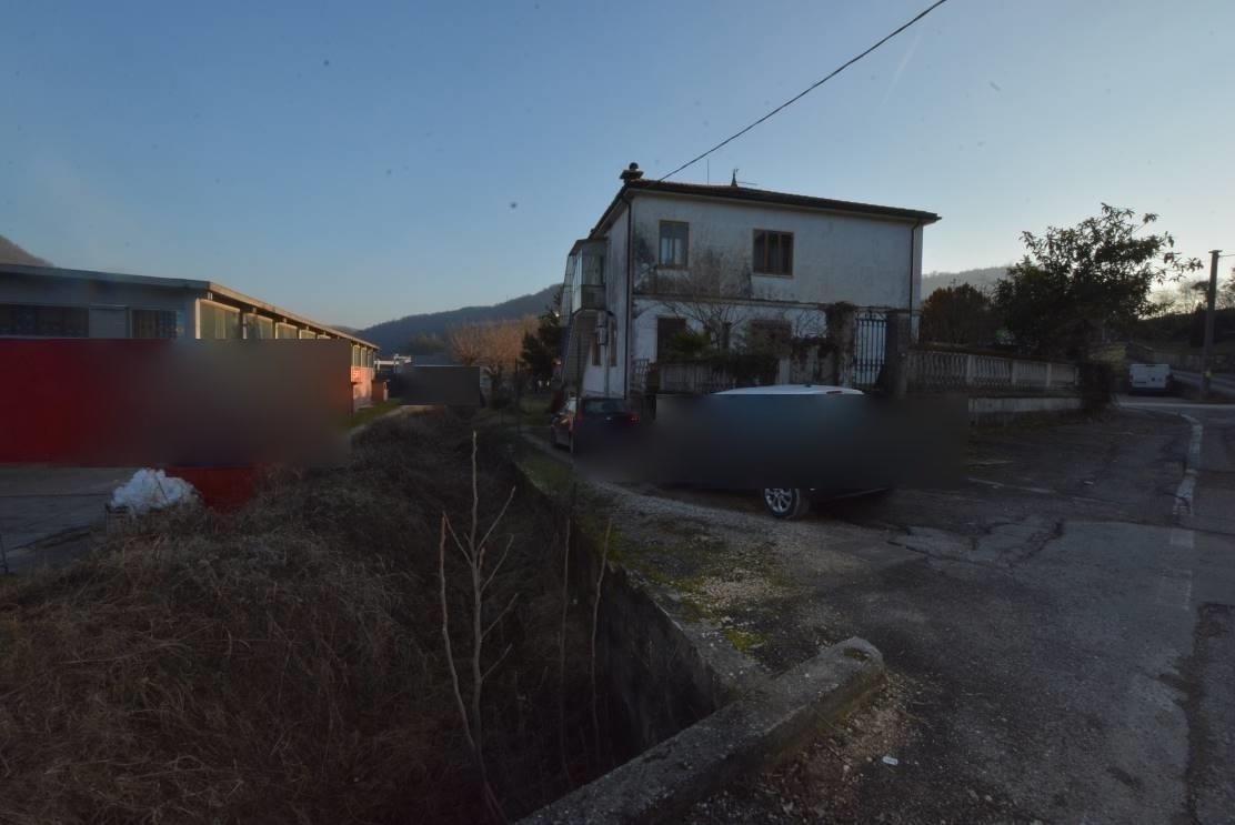 immobile appartamento all'asta in Via Sette Martiri 8/A - 36040 Val Liona (VI) - 2
