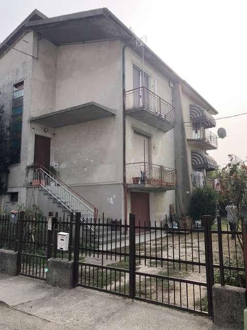 immobile appartamento all'asta in Pza Salimbeni n3 - 53100 Ostiglia (MN) - 1