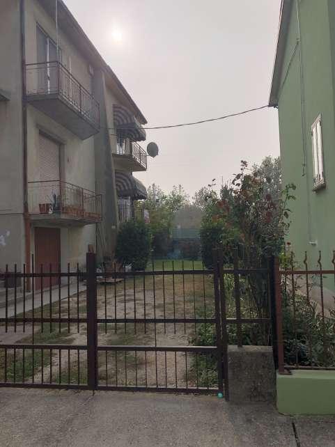 immobile appartamento all'asta in Pza Salimbeni n3 - 53100 Ostiglia (MN) - 3