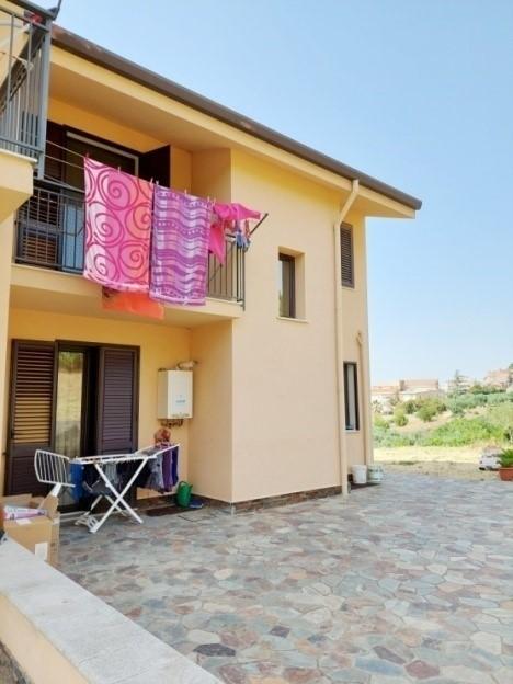 immobile villa all'asta in Via Enrico Berlinguer snc - 90030 Villafrati (PA) - 1