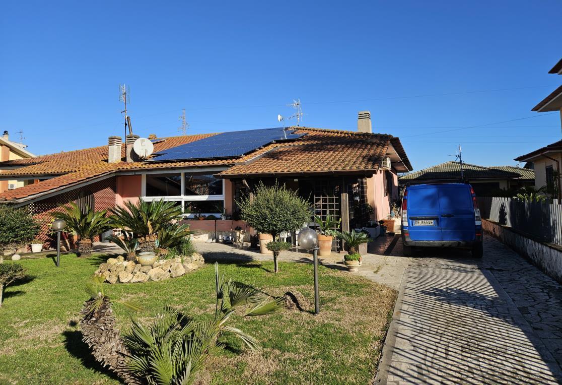 immobile villa all'asta in STRADA APPIA N 9863 - 04014 Pontinia (LT) - 3