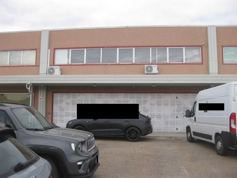 immobile attivita commerciale all'asta in Strada Lungofino, 187-Centro Ibisco Città Sant'Angelo (PE) - 1