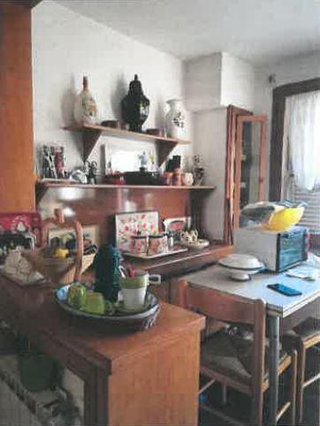immobile appartamento all'asta in FOLIGNO - 06034 Foligno (PG) - 2