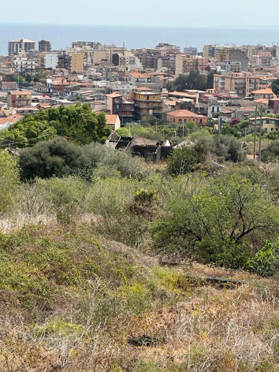 immobile terreno all'asta in Piena proprietà di terreni siti nel Comune di Catania, Via Nizzeti, Via Nuovalucello, Via Matteo Ricci e Viale Mediterraneo Catania (CT) - 4