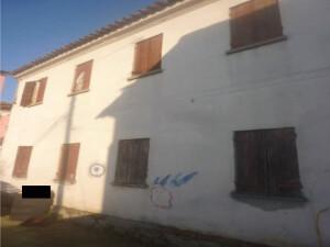 immobile appartamento all'asta in S Margherita D'Adige, Via Lunga, 100 - 35046 Borgo Veneto (PD) - 1