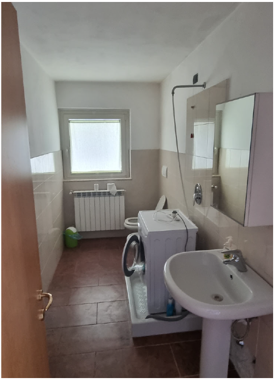 immobile magazzino all'asta in Via Aldo Moro n 14 - 24069 Trescore Balneario (BG) - 1