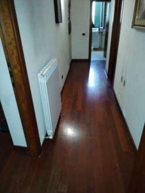 immobile appartamento all'asta in PIAZZALE NAZZARENO GUBBINI N 8 - 06034 Foligno (PG) - 1