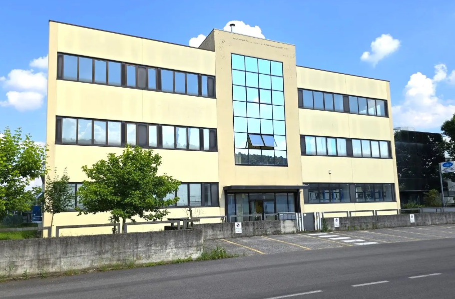 immobile attivita commerciale all'asta in via meucci, n 68 - 36057 Arcugnano (VI) - 1