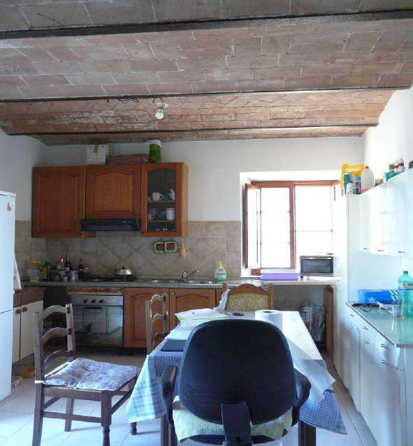 immobile appartamento all'asta in Loc Montecchino n 137, int 3 e 4 - 53034 Colle di Val d'Elsa (SI) - 2