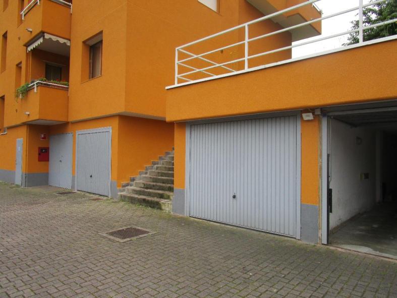 immobile APPARTAMENTO ALL'ASTA IN LOCALITÀ SAN BOVIO, VIA VENETO N 13 PESCHIERA BORROMEO (MI) - 1