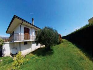 immobile villa all'asta in Località Campelli, 18- 22 - 45011 Adria (RO) - 3
