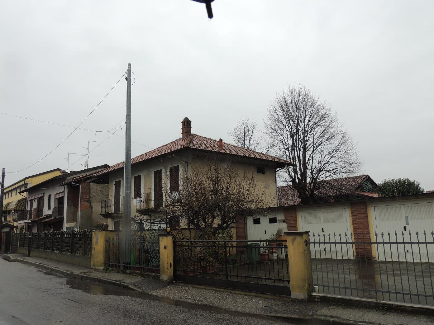 immobile appartamento all'asta in Via A Gramsci 9 - 27020 Parona (PV) - 3