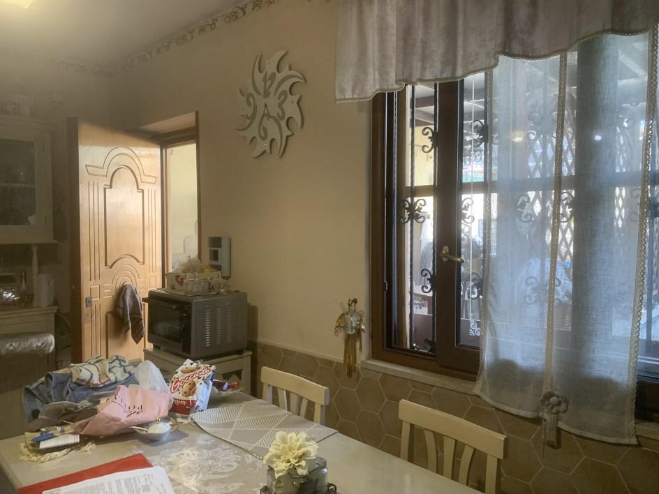 immobile appartamento all'asta in Viale Cassano 20/22 - 80055 Portici (NA) - 4
