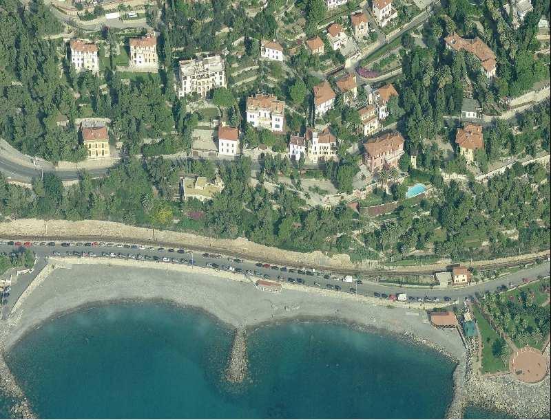 immobile appartamento all'asta in Via Giacomo Giacinto Menotti Serrati 27 - 18100 Imperia (IM) - 1