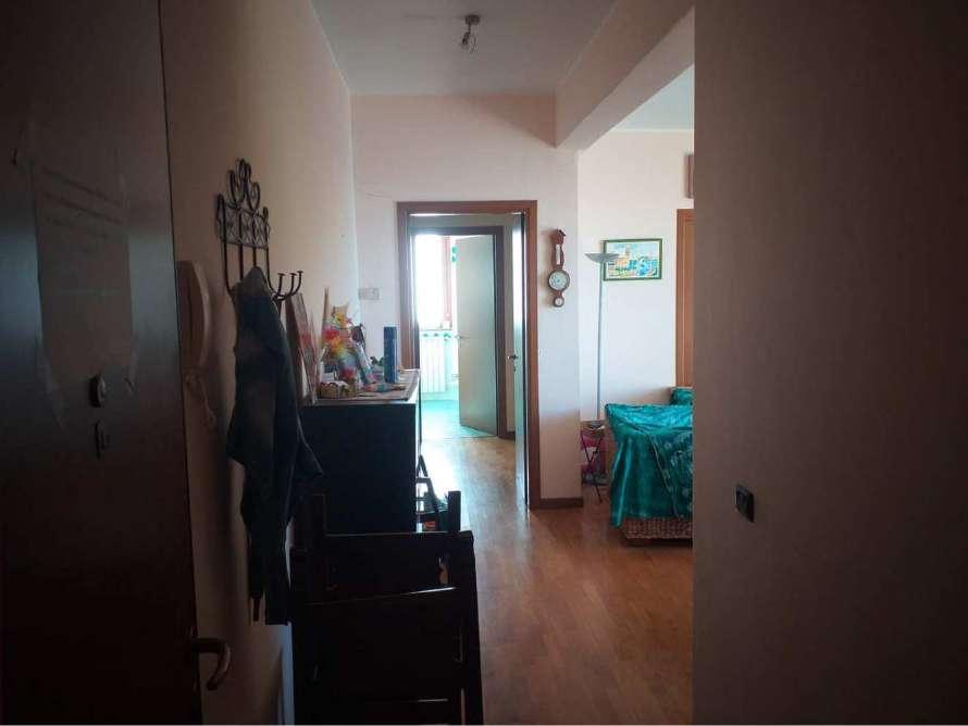 immobile appartamento all'asta in Via Giacomo Giacinto Menotti Serrati 27 - 18100 Imperia (IM) - 2