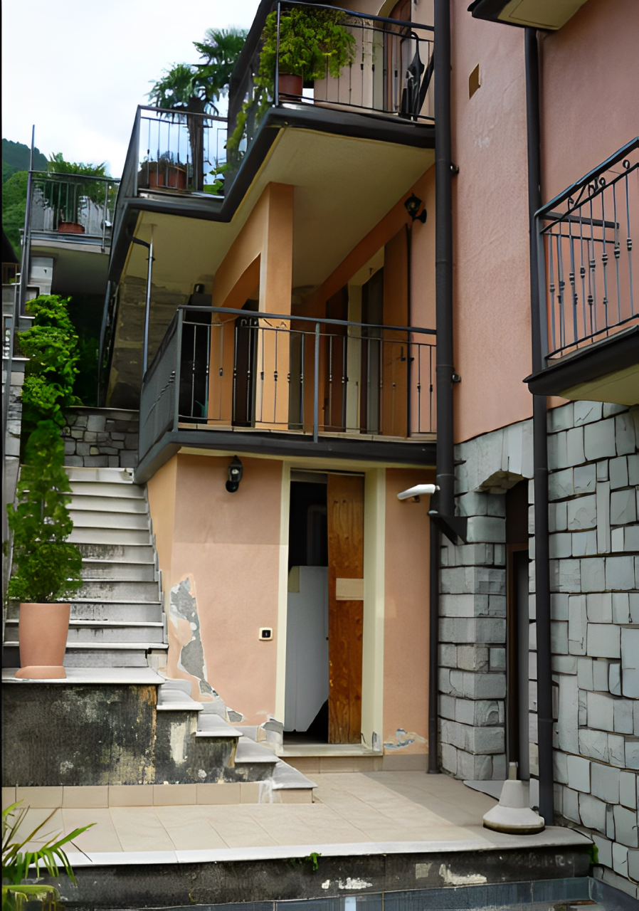 immobile VILLA IN VENDITA ALL'ASTA IN VIA CADUTI IN GUERRA, PORLEZZA (CO) - 4