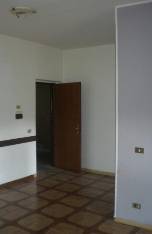 immobile TRILOCALE IN VENDITA ALL'ASTA IN VIA C. BATTISTI, CREMELLA (LC) - 1