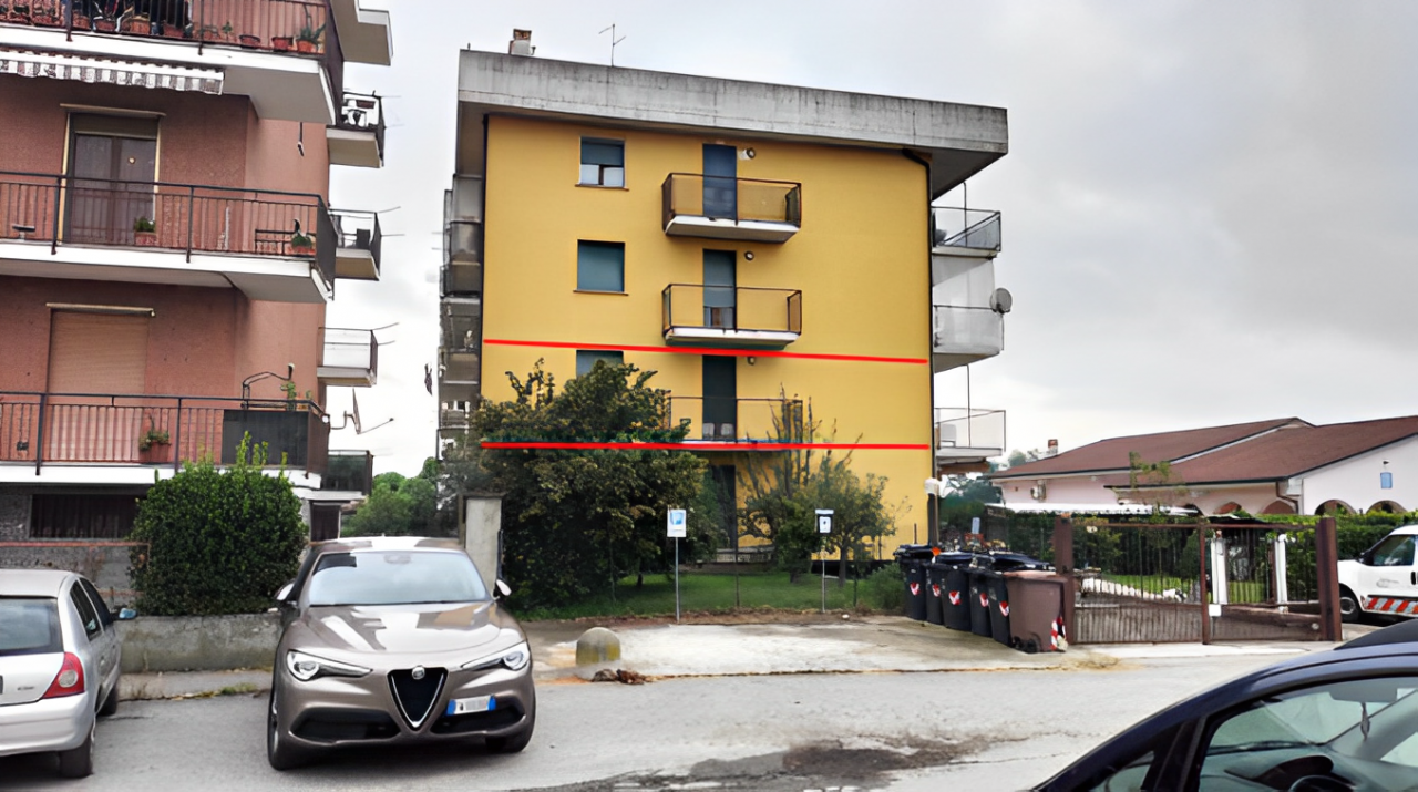 immobile APPARTAMENTO IN VENDITA ALL'ASTA IN VIA L. BARRILIS CRESCENTINO (VC) - 1