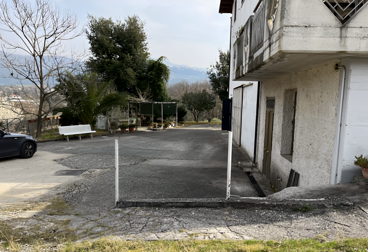 immobile BIFAMILIARE IN VENDITA ALL'ASTA IN VIA CASINO FRANCHI, VEROLI (FR) - 2