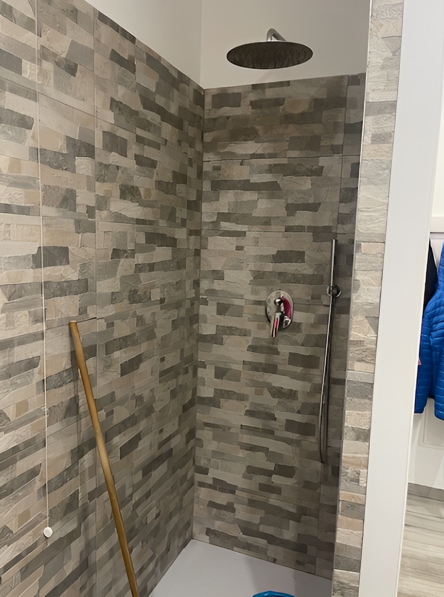 immobile APPARTAMENTO IN VENDITA ALL'ASTA IN VIA N. SAURO, MALNATE (VA) - 5