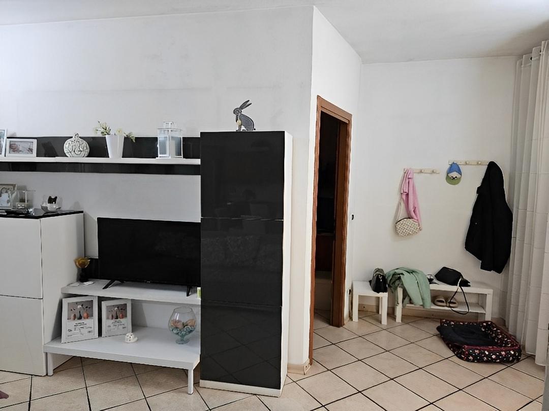 immobile BILOCALE IN VENDITA ALL'ASTA IN VIA GIOTTO, LIMBIATE (MB) - 5