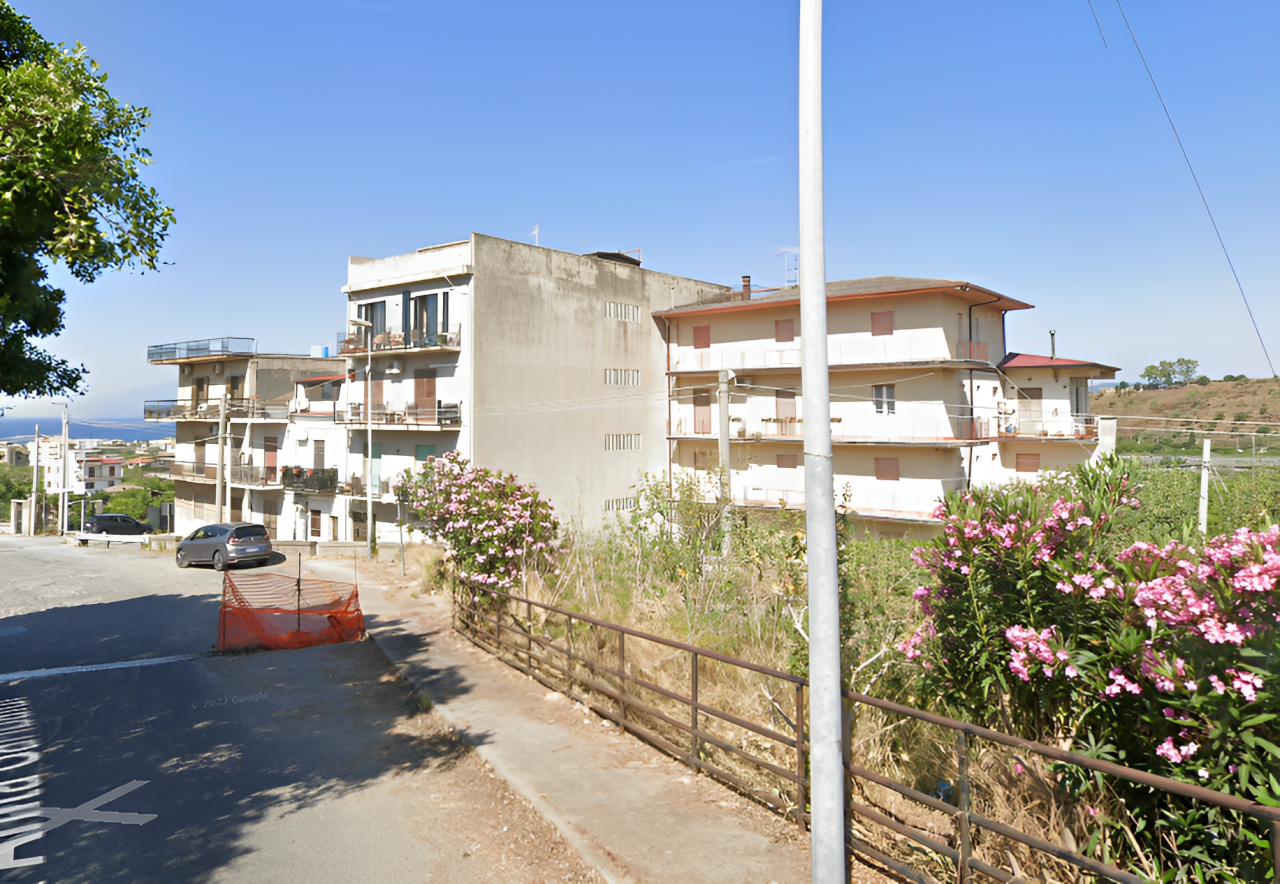 immobile QUADRILOCALE IN VENDITA ALL'ASTA, VIA A. GARIBALDI, R. DI CALABRIA (RC) - 2