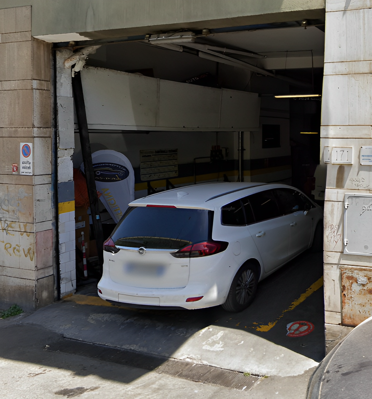 immobile AUTOFFICINA IN VENDITA ALL'ASTA IN VIA A. ARMELLINI, ROMA (RM) - 4